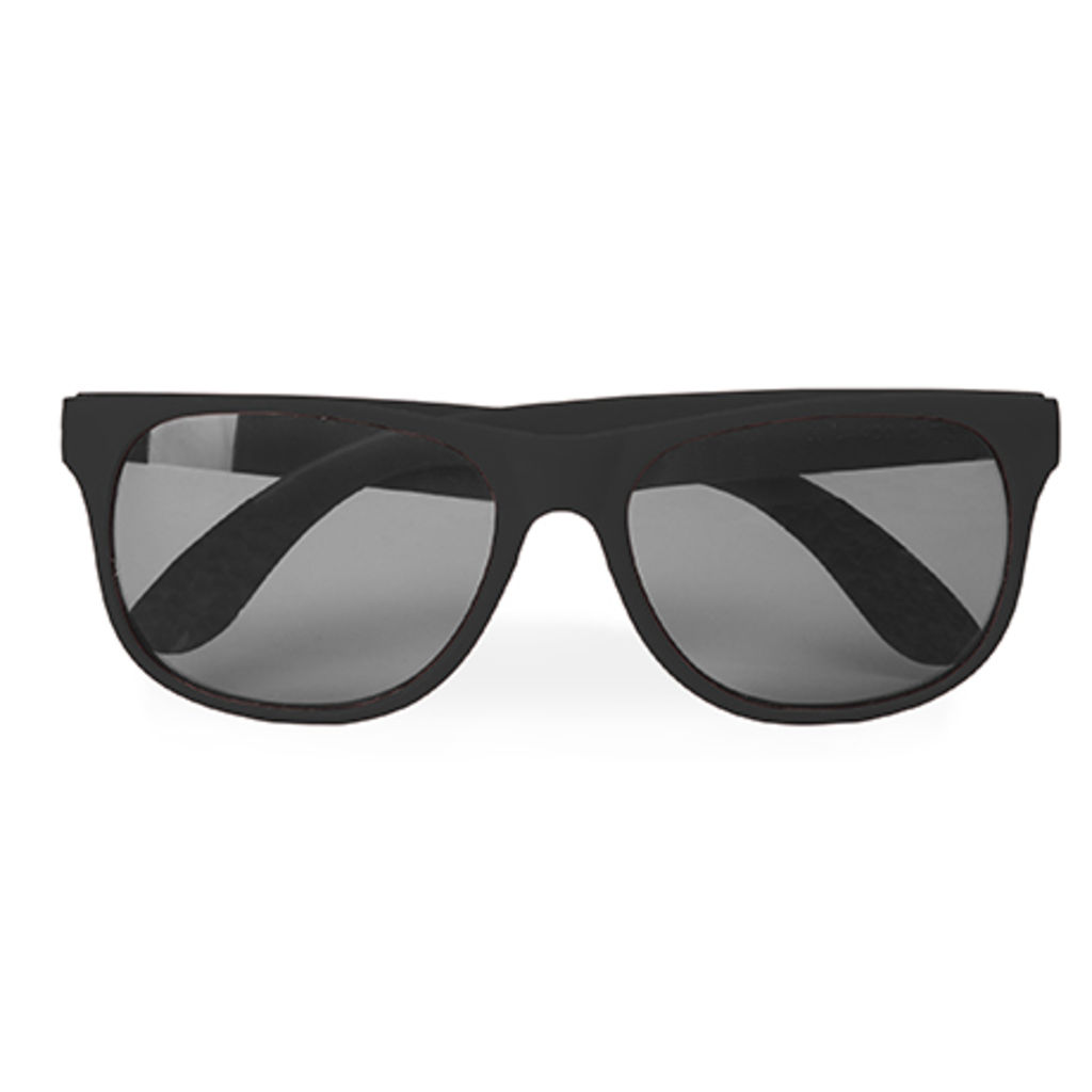 Класичні сонцезахисні окуляри зі зручною оправою в матовому оздобленні і лінзами зі ступенем захисту UV 400, колір чорний