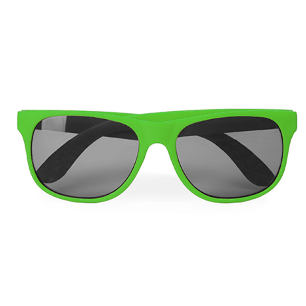 Класичні сонцезахисні окуляри зі зручною оправою в матовому оздобленні і лінзами зі ступенем захисту UV 400, колір зелена папороть
