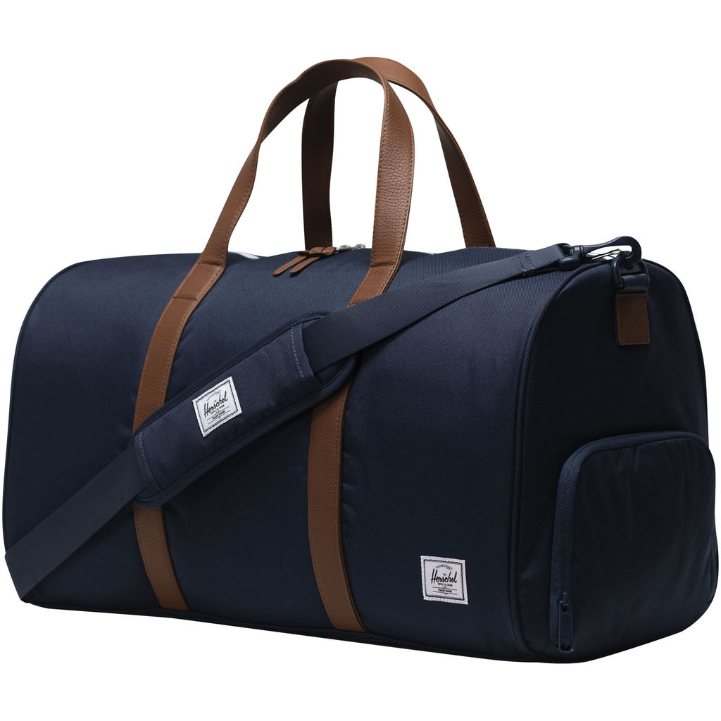 Спортивна сумка Herschel Novel™ із переробленої сировини, 43 л, колір синій