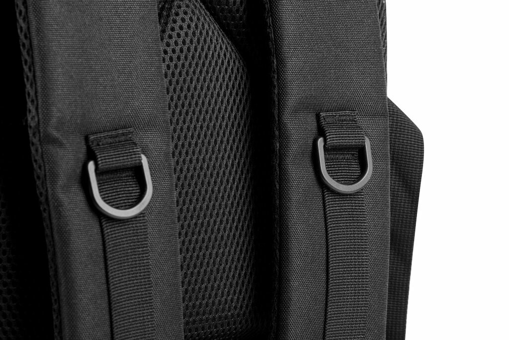 EDINBURGH BPACK Рюкзак в стиле милитари 17,3 дюйма из переработанного полиэстера высокой плотности 600D и подкладки из переработанного полиэстера 210D черный - 92387-103- Фото №6 EDINBURGH BPACK Рюкзак в стиле милитари 17,3 дюйма из переработанного полиэстера высокой плотности 600D и подкладки из переработанного полиэстера 210D черный - 92387-103- Фото №6