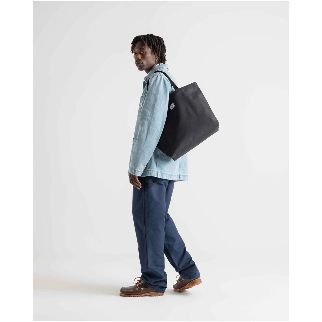 Herschel Classic™ эко-сумка-тоут из переработанного материала объемом 19 л, цвет черный - 12075590- Фото №5